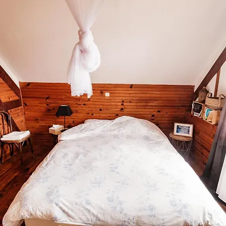 Auberge de jeunesse D'aunac Seix